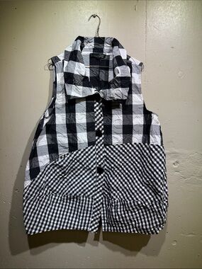 Habitat Black & White Gingham Mixed-Pattern Sleeveless Button Front Top